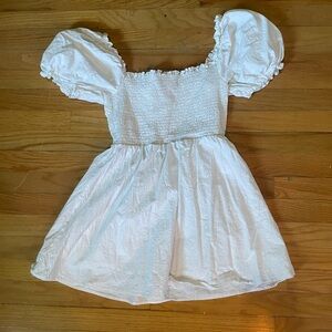 women’s size 8 white puffy sleeve mini sundress from Showpo